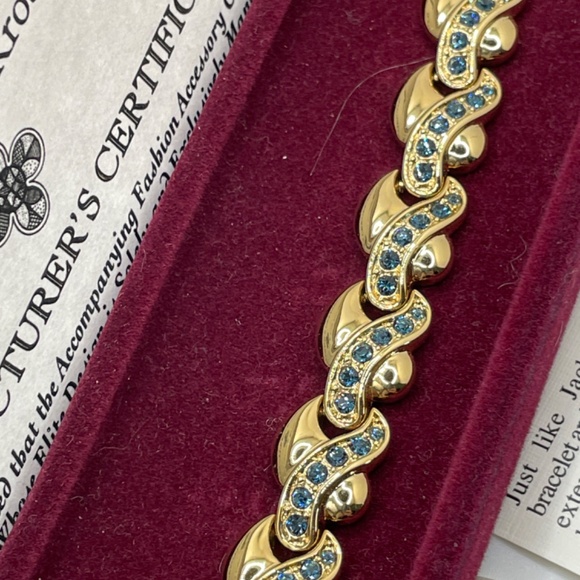 Camrose & Kross Gold Plated Sapphire Blue Crystal JBK Bracelet with Box - Picture 11 of 14